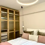 Flamingo - Luxury In Brama Portowa Szczecin