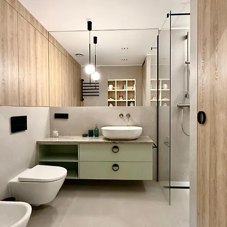 Flamingo - Luxury In Brama Portowa * Estetino